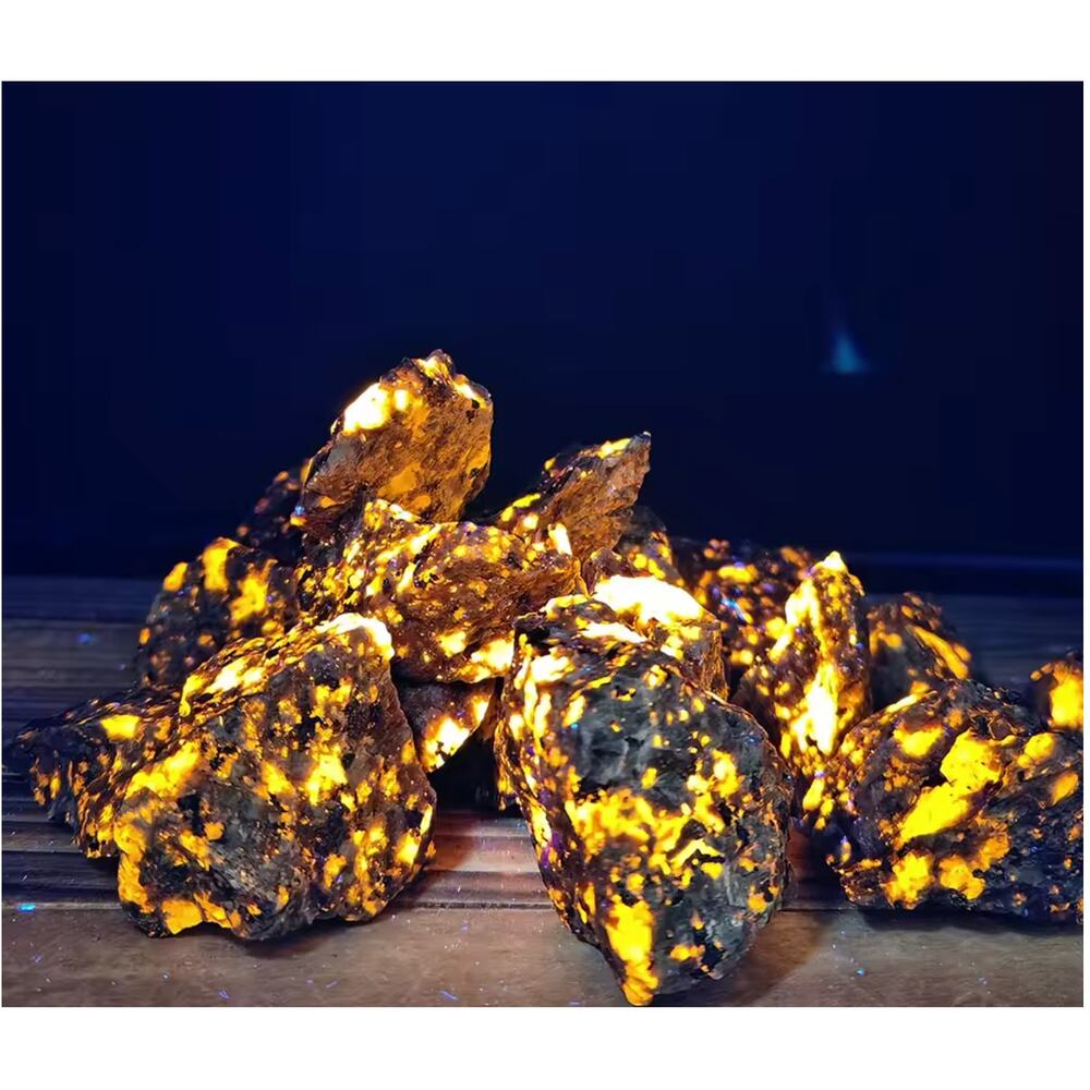 Yooperlite Stones 0.45 lb Bulk Rough UV Glow Fluorescent Rock - Picture 3 of 7